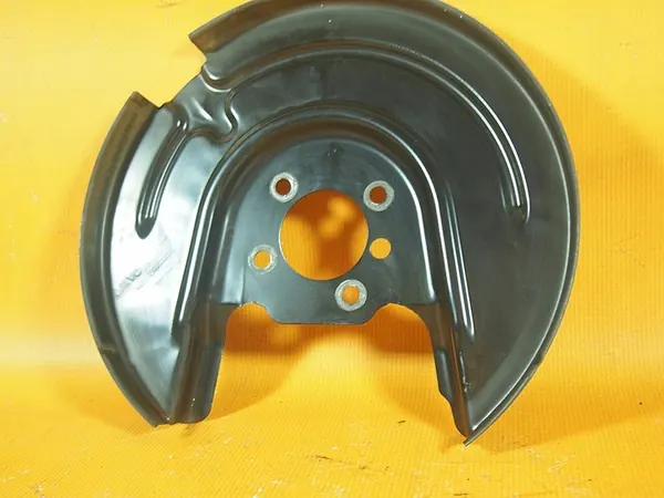 Audi Q2 81A Protetor Disco de Freio Traseiro Direito 5q0615612p image 4