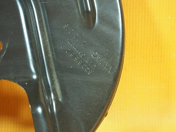 Audi Q2 81A Protetor Disco de Freio Traseiro Direito 5q0615612p image 7