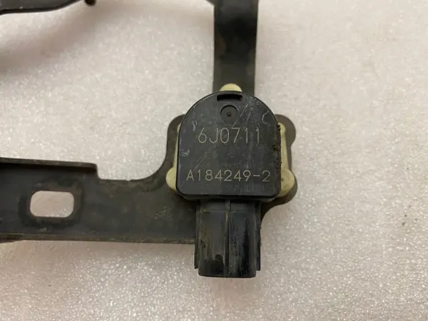 OEM 6J0711 Vooras luchtvering niveausensor image 3