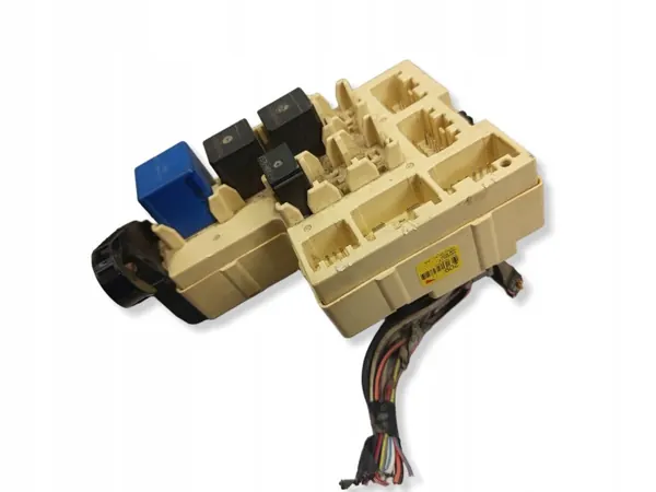Módulo Caja de Fusibles OEM 3L2T14A067DA Ford Explorer III image 5