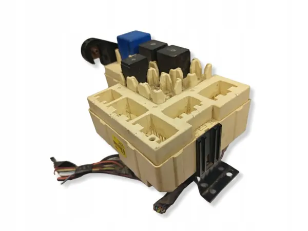 Módulo Caja de Fusibles OEM 3L2T14A067DA Ford Explorer III image 6
