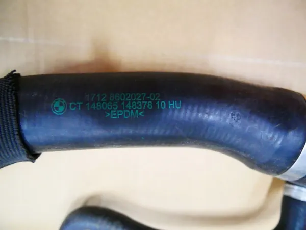 BMW F20 F30 F36 Vesiputki 8602027 image 6