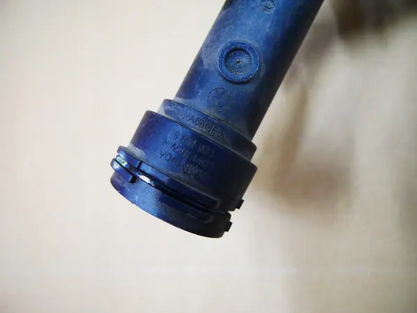 BMW F20 F30 F36 Vesiputki 8602027 image 8