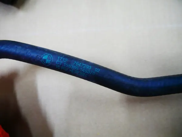 BMW F20 F30 F36 Vesiputki 8602027 image 9