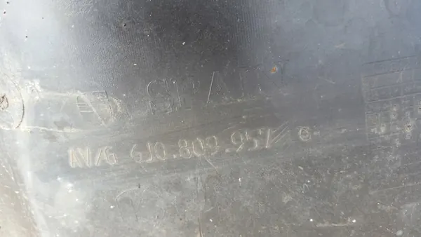 SEAT IBIZA IV Front Left Wheel Arch 6J0809957 image 8