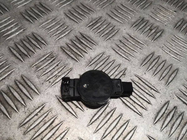 Mini Clubman F54 Regensensor OEM 9861559 image 2