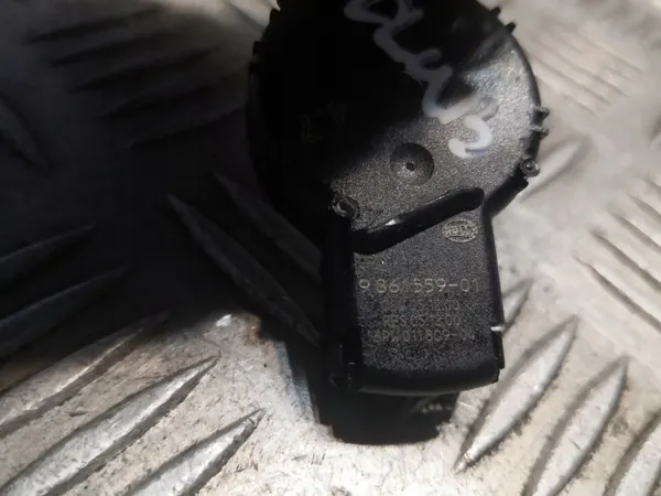 Mini Clubman F54 Regensensor OEM 9861559 image 4