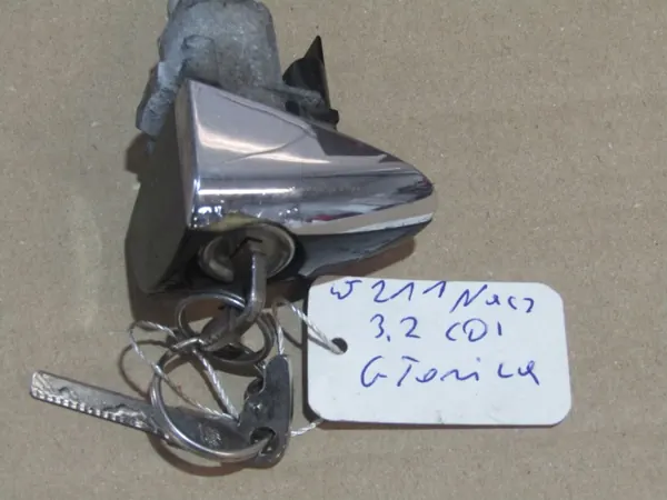 Mercedes W211 slotcilinder-inzet OEM WKŁADKA W211 PRAWA image 4