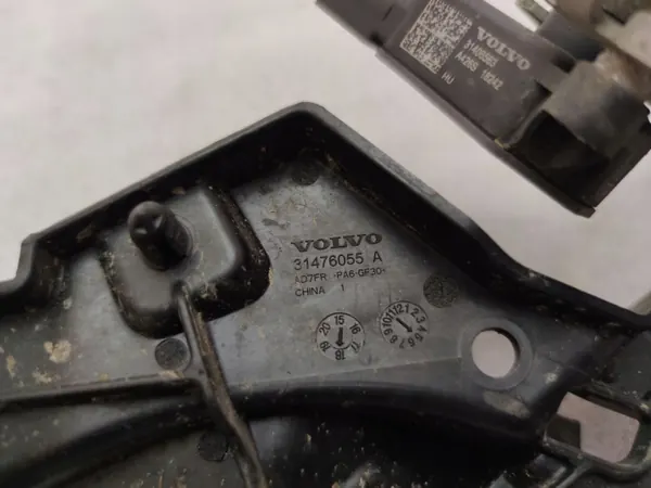 Sensor Nível Faróis Volvo XC90 2019 OEM 31406563 image 3