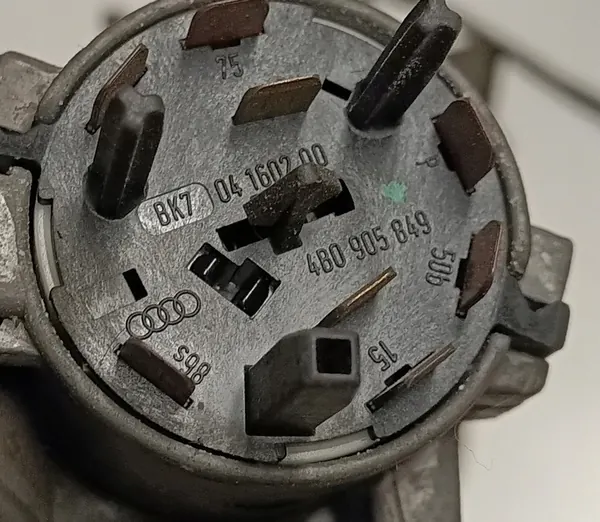 SKODA Sytytysavainten Setti, sopii Audi VW, OEM 8L0 857 113A image 5