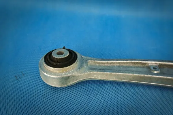 Braccio di Controllo Anteriore Sinistro Audi A8 S8 4H 4H0407151C image 2