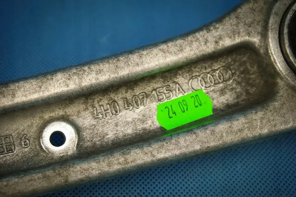 Braccio di Controllo Anteriore Sinistro Audi A8 S8 4H 4H0407151C image 6