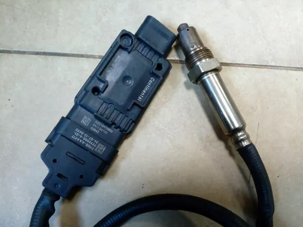 Sensor Lambda BMW NOx 900 mm 8 Fios OE image 3