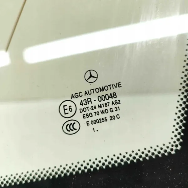 Vidro traseiro direito usado OEM A2046701254 Mercedes-Benz C image 5