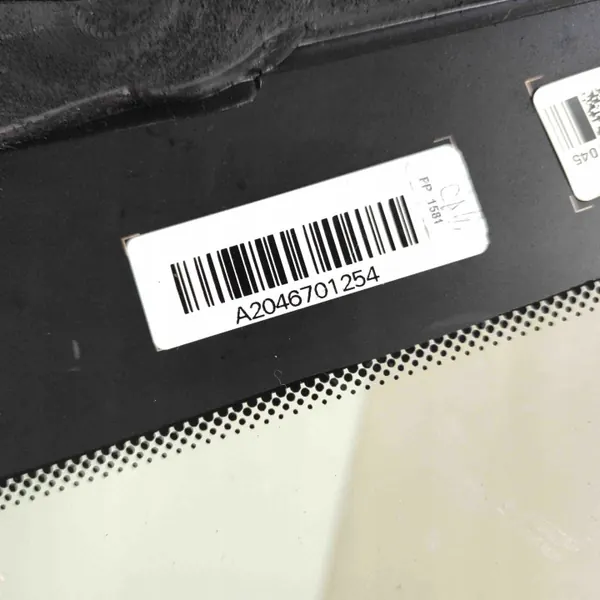Vidro traseiro direito usado OEM A2046701254 Mercedes-Benz C image 6
