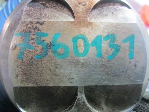 BMW OEM 7558528 Kolvstake - Begagnad image 7
