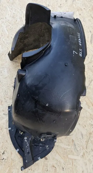 VW Touran vänster framskärm OEM 5TA805911F Begagnad image 3