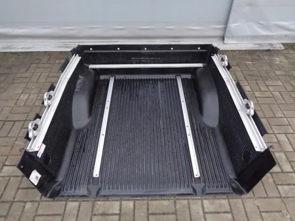 Tapete de caja Nissan Navara D40 - OEM usado image 3