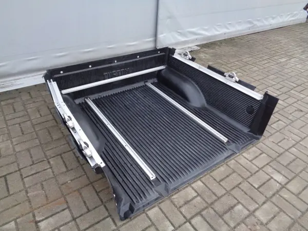 Tapete de caja Nissan Navara D40 - OEM usado image 5