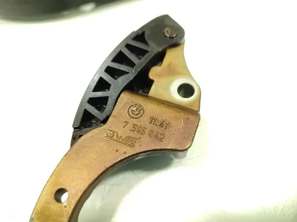 OEM 7516093 Glissière de chaîne de distribution BMW Série 3 image 10