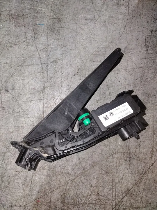 Gaspedal VW Passat B7 image 3