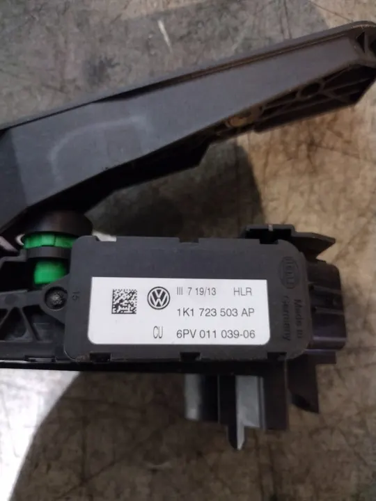 Gaspedal VW Passat B7 image 5
