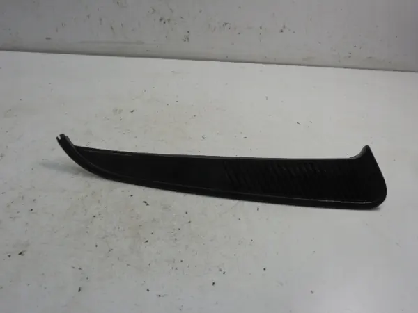 Toyota OE 62951-10110 Windschutzscheibenleiste Gebraucht image 2