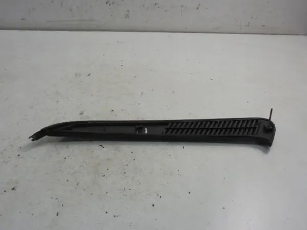 Toyota OE 62951-10110 Windschutzscheibenleiste Gebraucht image 4