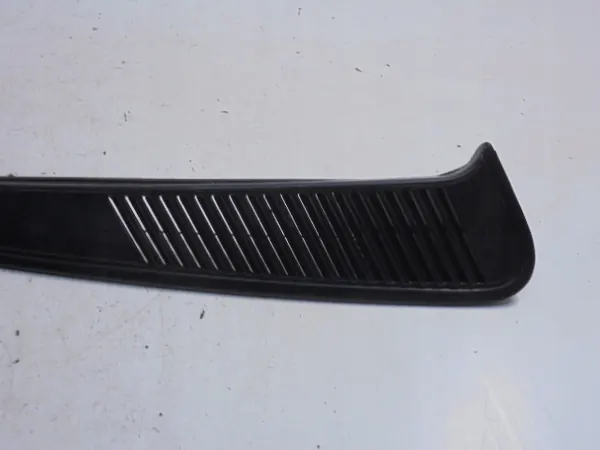 Toyota OE 62951-10110 Windschutzscheibenleiste Gebraucht image 6
