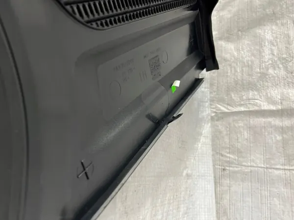 Mercedes GLS 167 linker voorruitrubber OEM A1678311200 image 10
