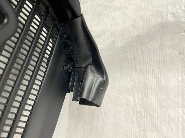 Mercedes GLS 167 linker voorruitrubber OEM A1678311200 image 4