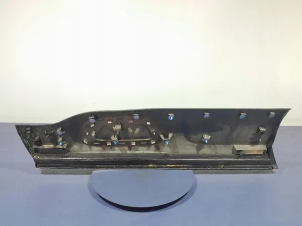Citroen C5 Aircross Dörrlist OEM 9820076577 Höger Fram image 5