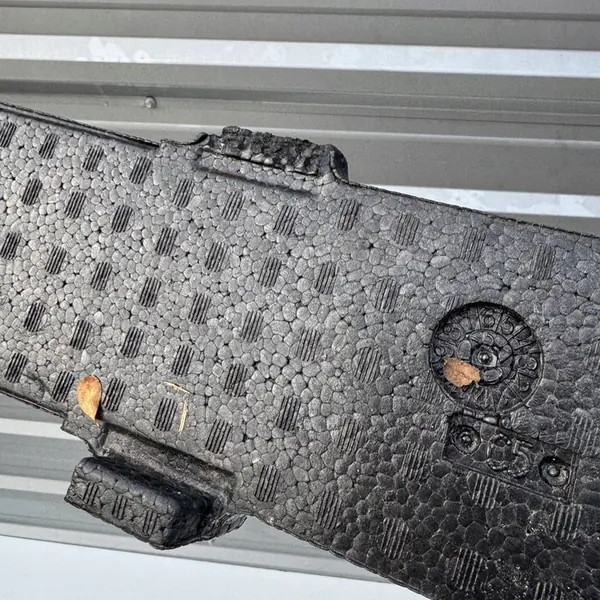 Etupuskuriabsorber Tesla Model 3 image 4