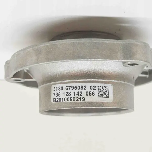OEM 6795082 Voor linker schokdemperbevestiging BMW 5 F10 image 7