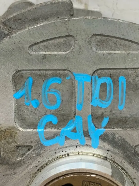 Tyhjiöpumppu OEM 03L145100G VW Polo 6R 1.6TDI image 3