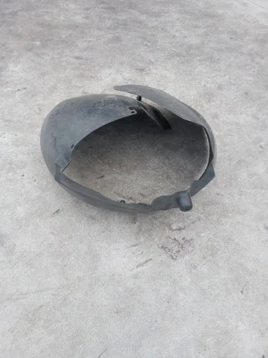AUDI A4 B6 Front Left Wheel Arch 8E0821171B image 5