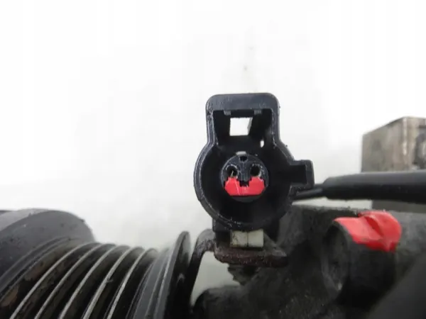 YS4H19D629FC Klimakompressor - Gebrauchtes Ford Teil image 3