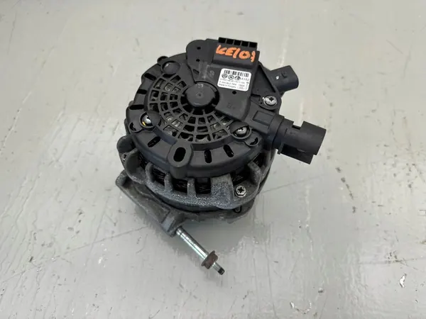 FIAT 500X Vaihtovirtageneraattori Bosch 51942146 image 7