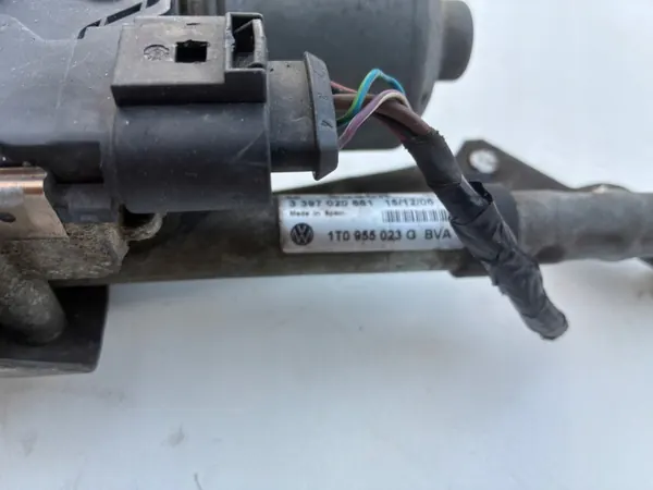 Motor do limpa-vidros OEM 1T0955119D esquerdo dianteiro VW Touran image 4
