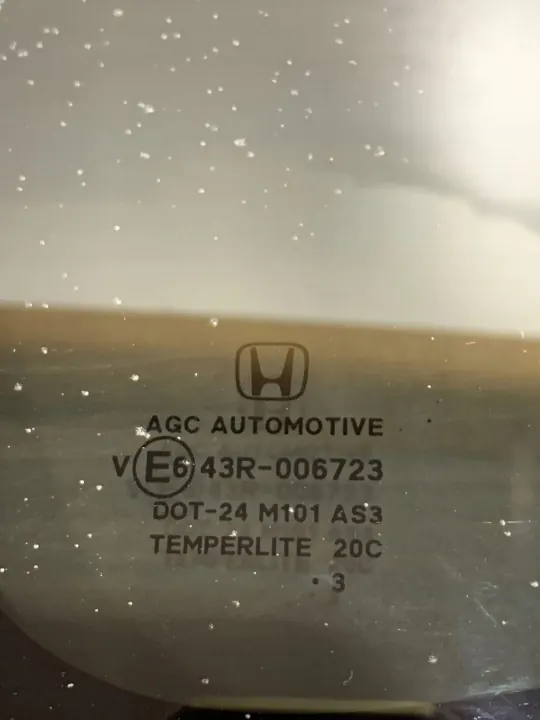Honda CR-V bakre sidoruta OEM 43R006723 image 5