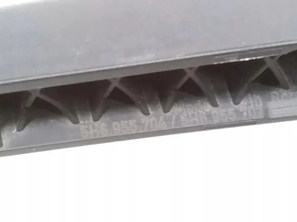 Brazo limpiaparabrisas VW Golf VIII OEM 5H6955704 - Usado image 3