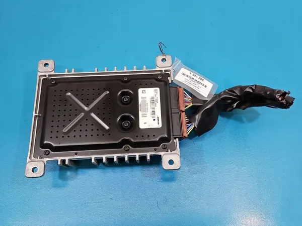 Infiniti FX II QX70 Amplifier 28061-1CA0A image 3