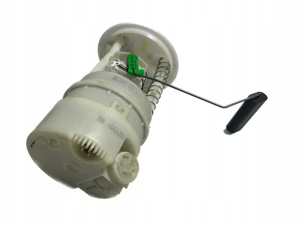 Brandstofpomp Renault Clio III 2.0 16V 8200685651 image 2