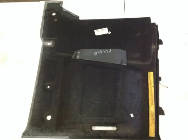 OEM 82055277 Volvo ohjaamon seinäpaneeli, oikea puoli image 3