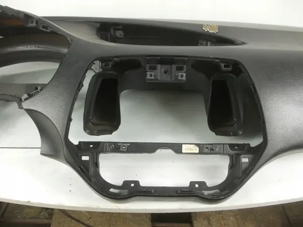Consola salpicadero OEM 041Y45W para Hyundai i20 08-14 image 3