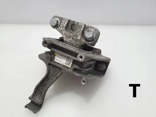 Moottorin tuki Volkswagen Tiguan II 2016 3Q0199262E image 2