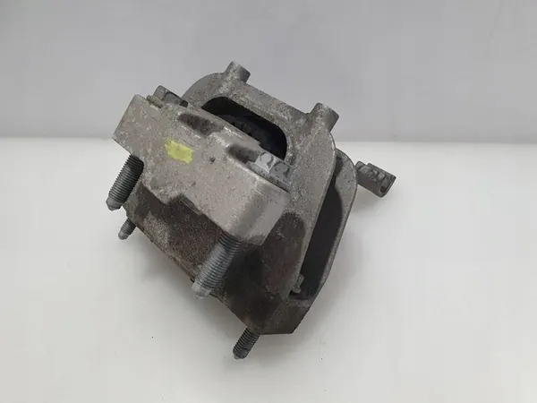 Moottorin tuki Volkswagen Tiguan II 2016 3Q0199262E image 6