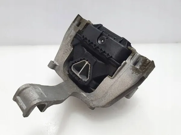 Moottorin tuki Volkswagen Tiguan II 2016 3Q0199262E image 7