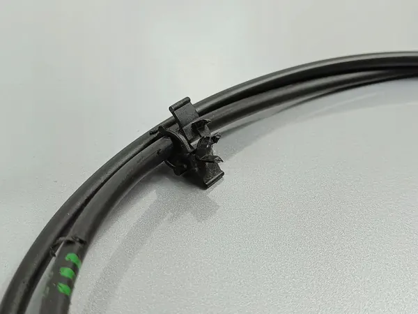 2022 SsangYong Rexton Grille Link image 4