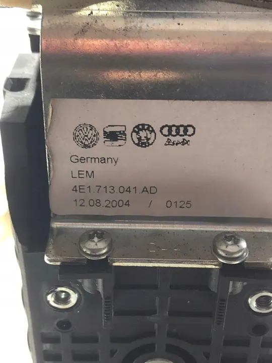 Gebrauchter Audi A8 D3 Gangwahlhebel OEM 4E1713041AD image 4